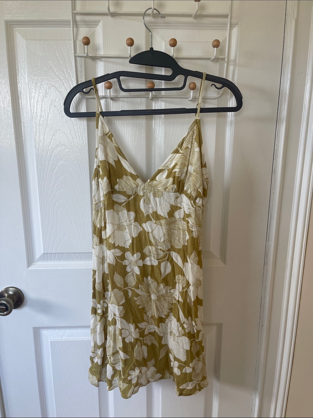 Billabong Olive Green and Cream Floral Slip Dress